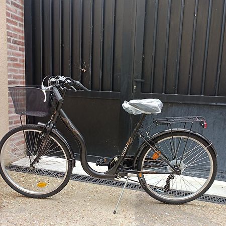 Magnifique Studio Climatisation, Parking A Velos, Velos En Option, Centre Ville Parking Prive Jardin モンタルジ エクステリア 写真